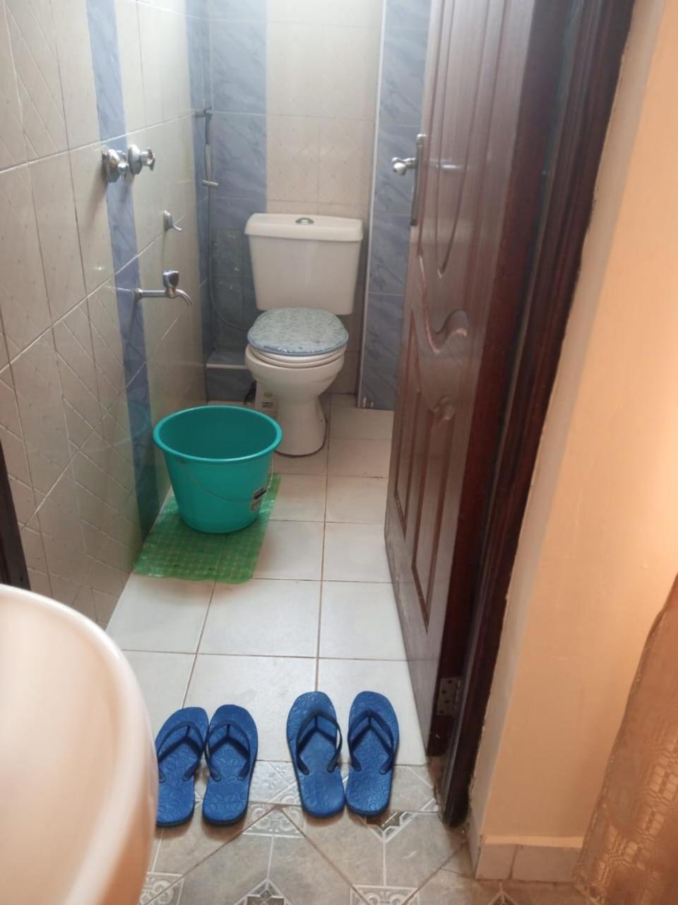 Gloria House Bed & Breakfast Syokimau Exterior photo